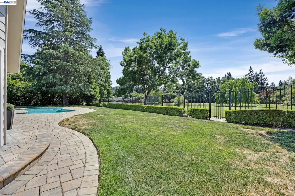 3144 Roundhill Road Alamo CA 94507