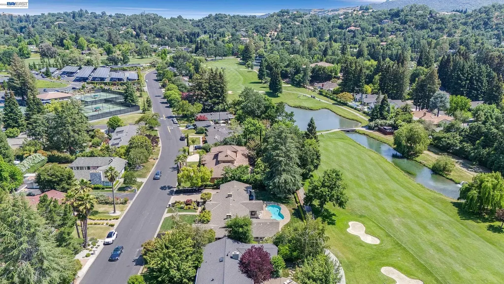 3144 Roundhill Road Alamo CA 94507