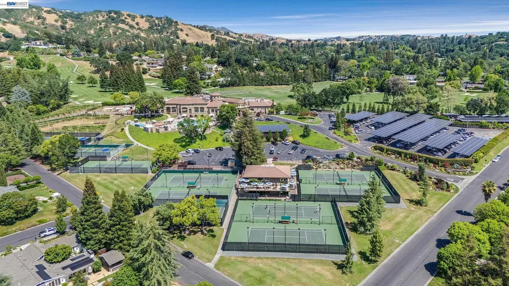 3144 Roundhill Road Alamo CA 94507
