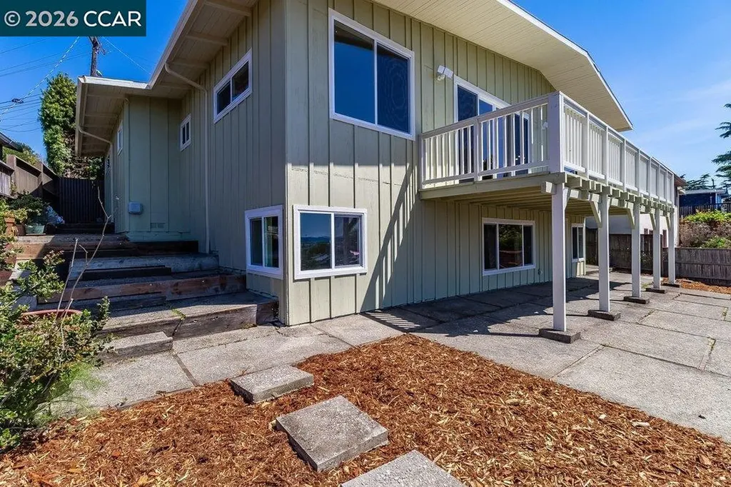 687 Sonoma Street Richmond CA 94805