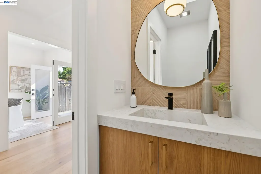 3031 Wheeler Street Berkeley CA 94705
