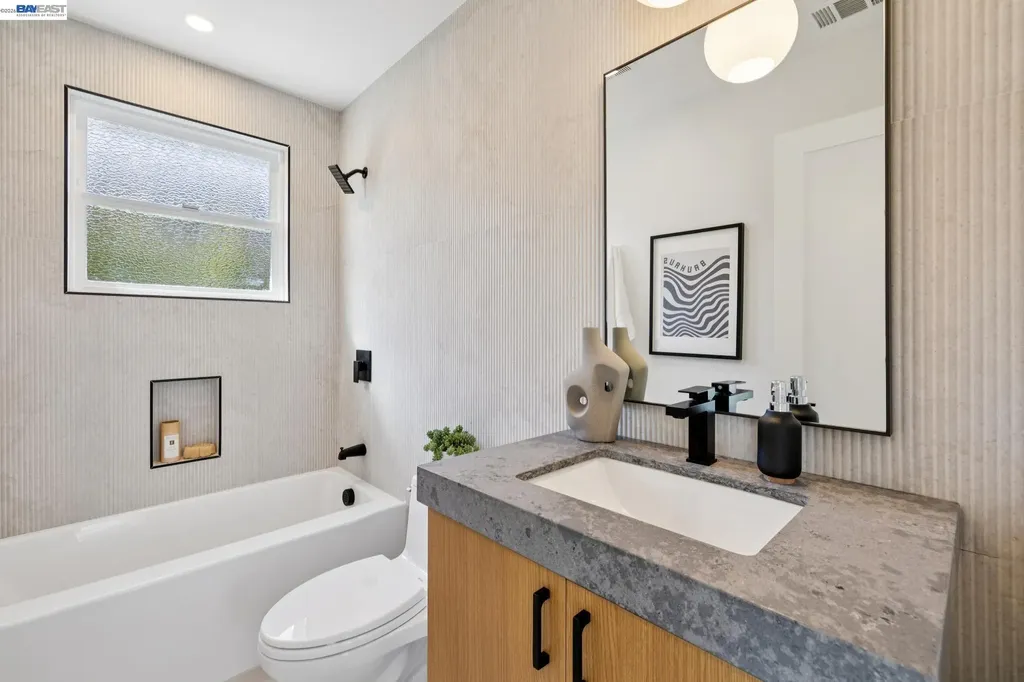 3031 Wheeler Street Berkeley CA 94705