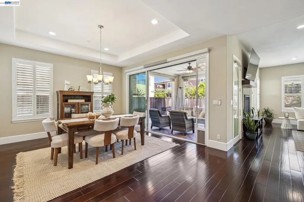 66 Adair Way Hayward CA 94542