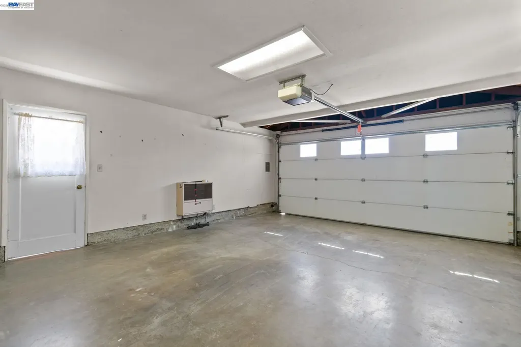 40272 Davis Street Fremont CA 94538