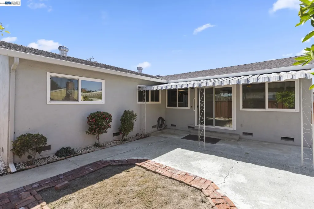 40272 Davis Street Fremont CA 94538