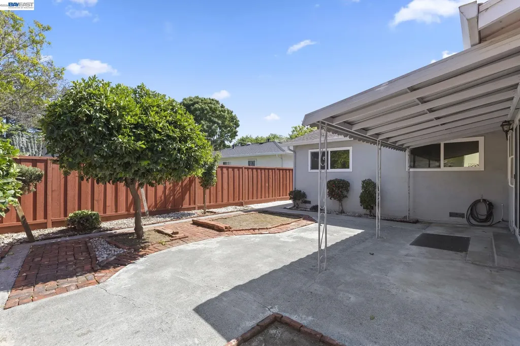 40272 Davis Street Fremont CA 94538