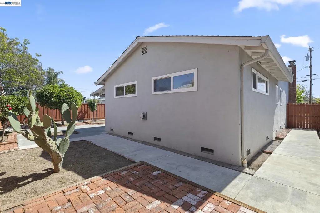40272 Davis Street Fremont CA 94538