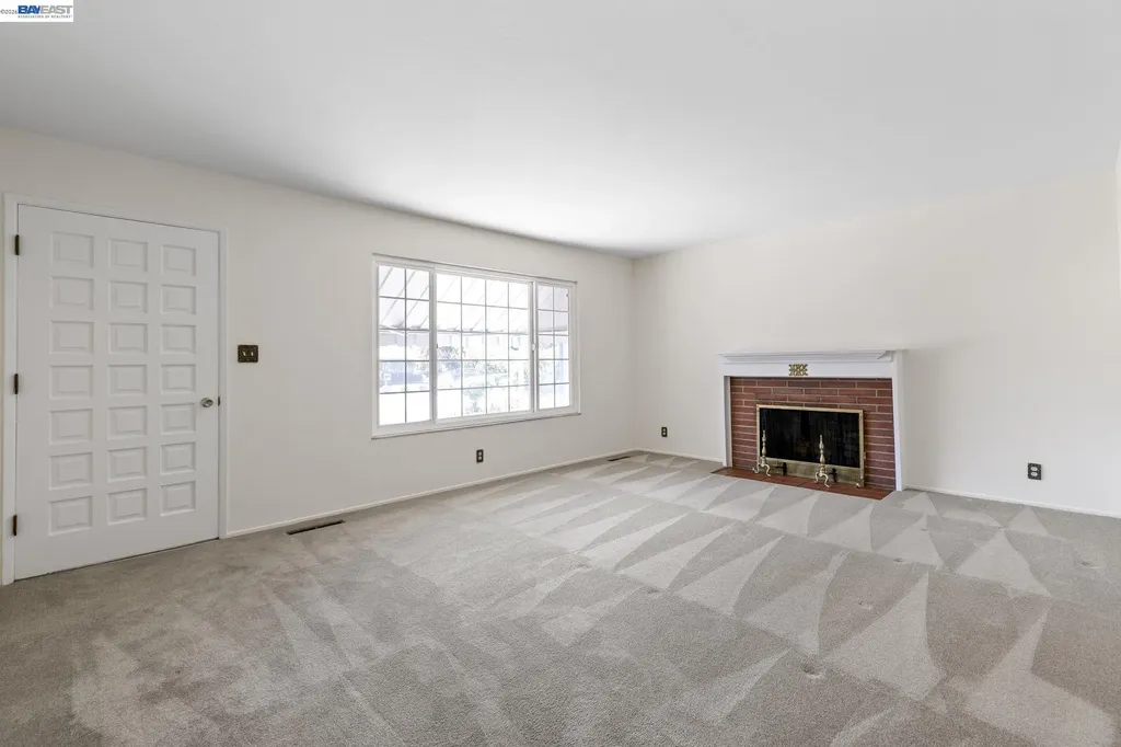 40272 Davis Street Fremont CA 94538