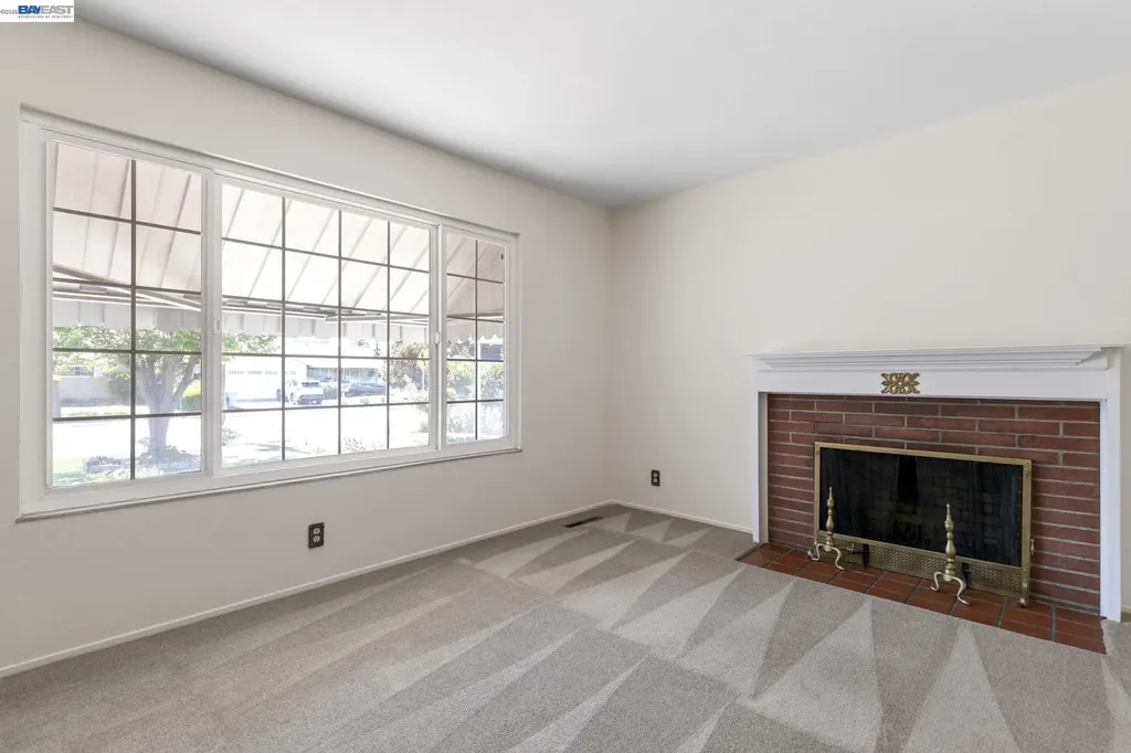 40272 Davis Street Fremont CA 94538