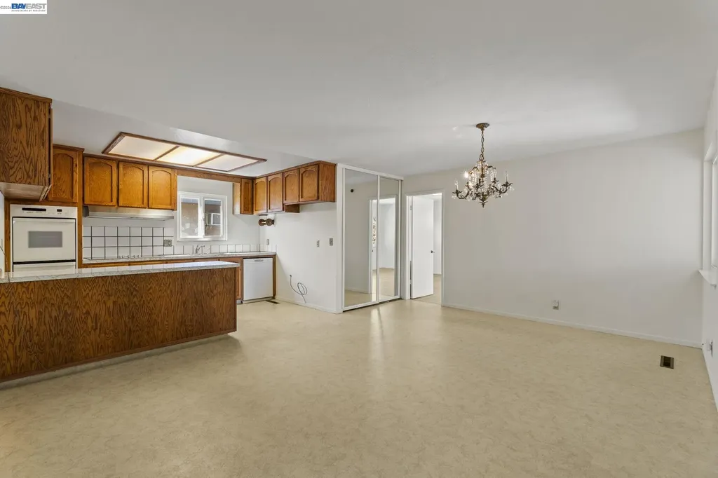 40272 Davis Street Fremont CA 94538