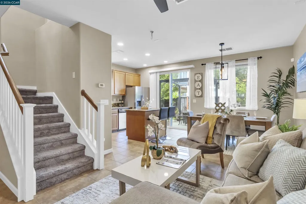 385 Gabiano Court Vacaville CA 95687