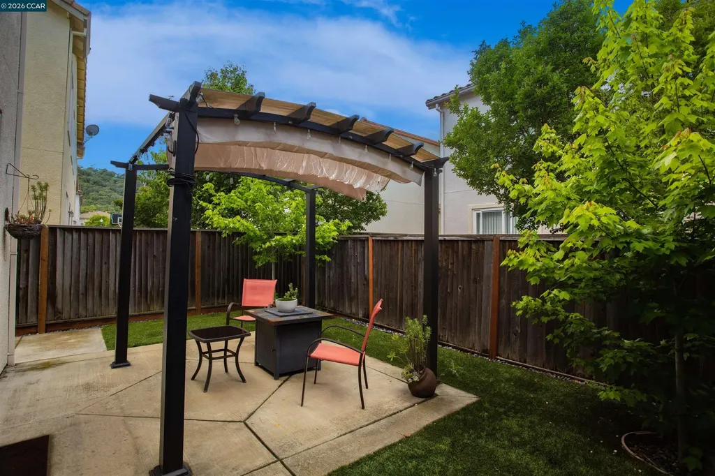 385 Gabiano Court Vacaville CA 95687