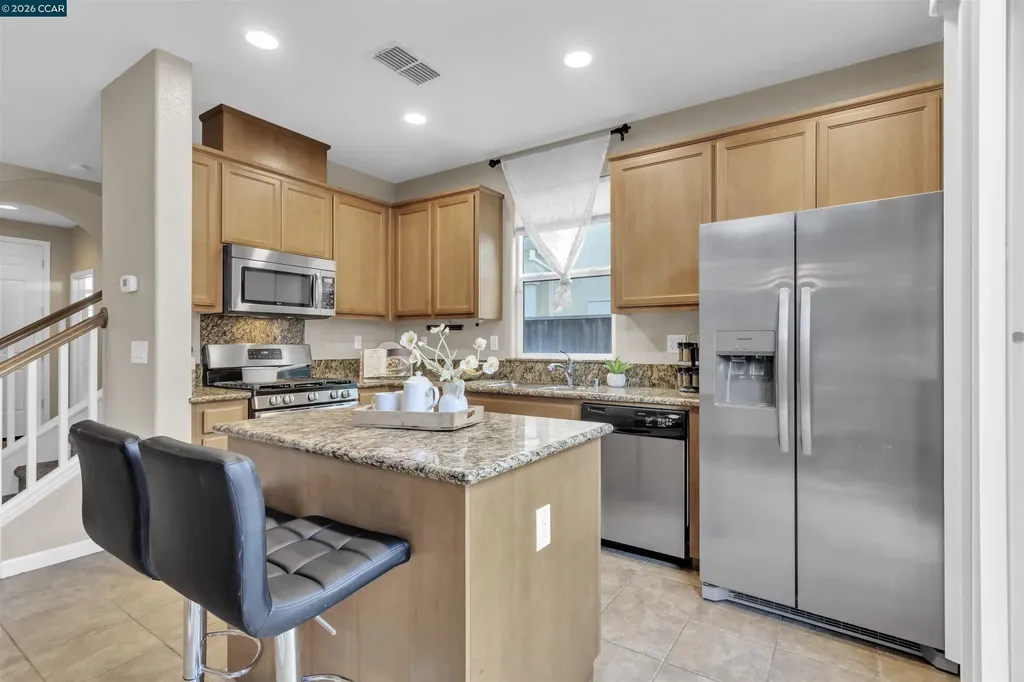 385 Gabiano Court Vacaville CA 95687