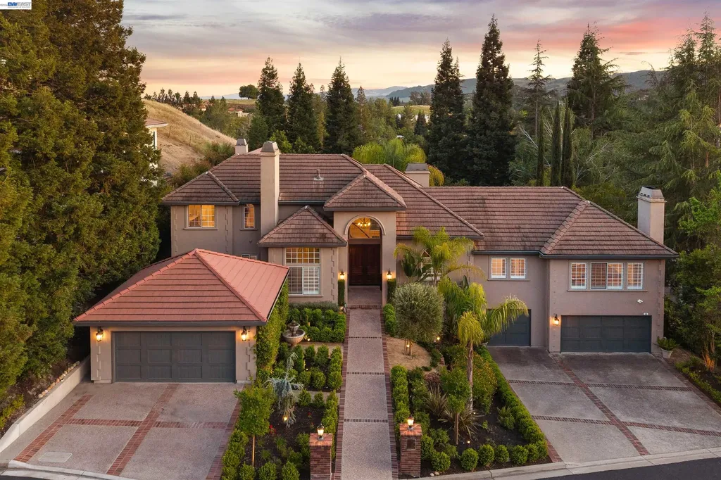 90 Royal Ridge Court Alamo CA 94507