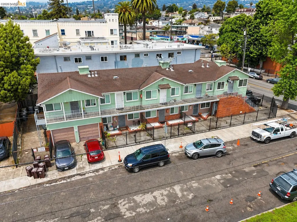 3114 Ashbrook Court Oakland CA 94601