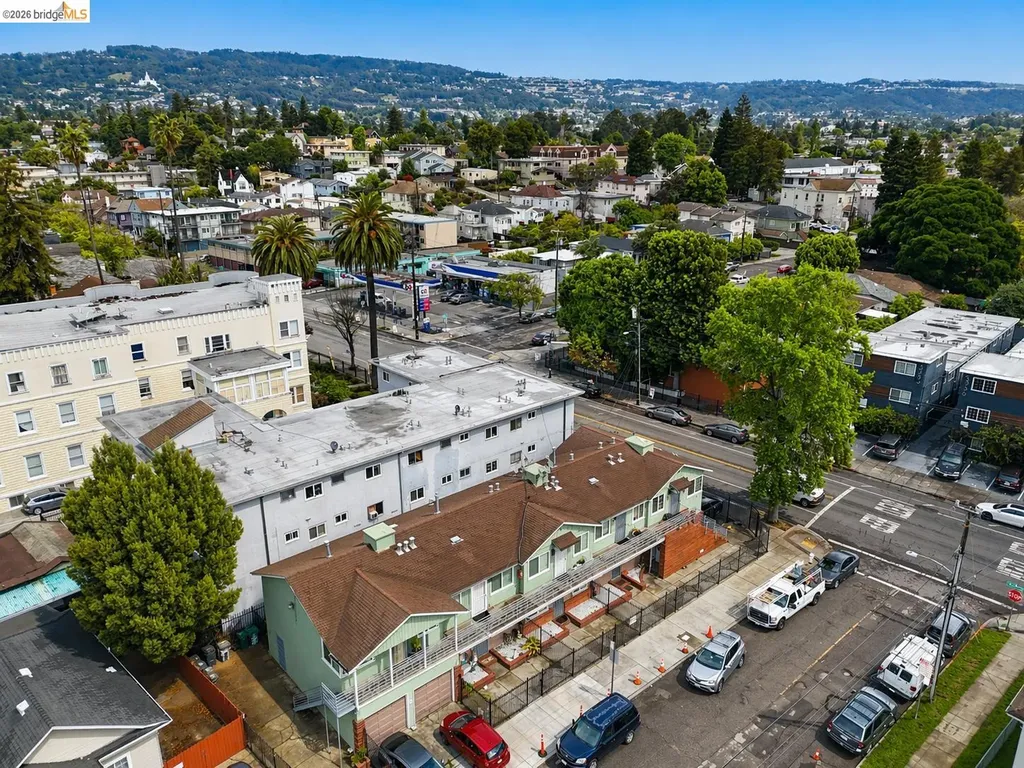 3114 Ashbrook Court Oakland CA 94601