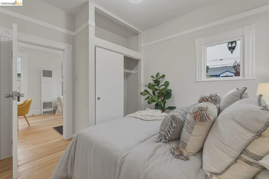 1324 Burnett Street Berkeley CA 94702