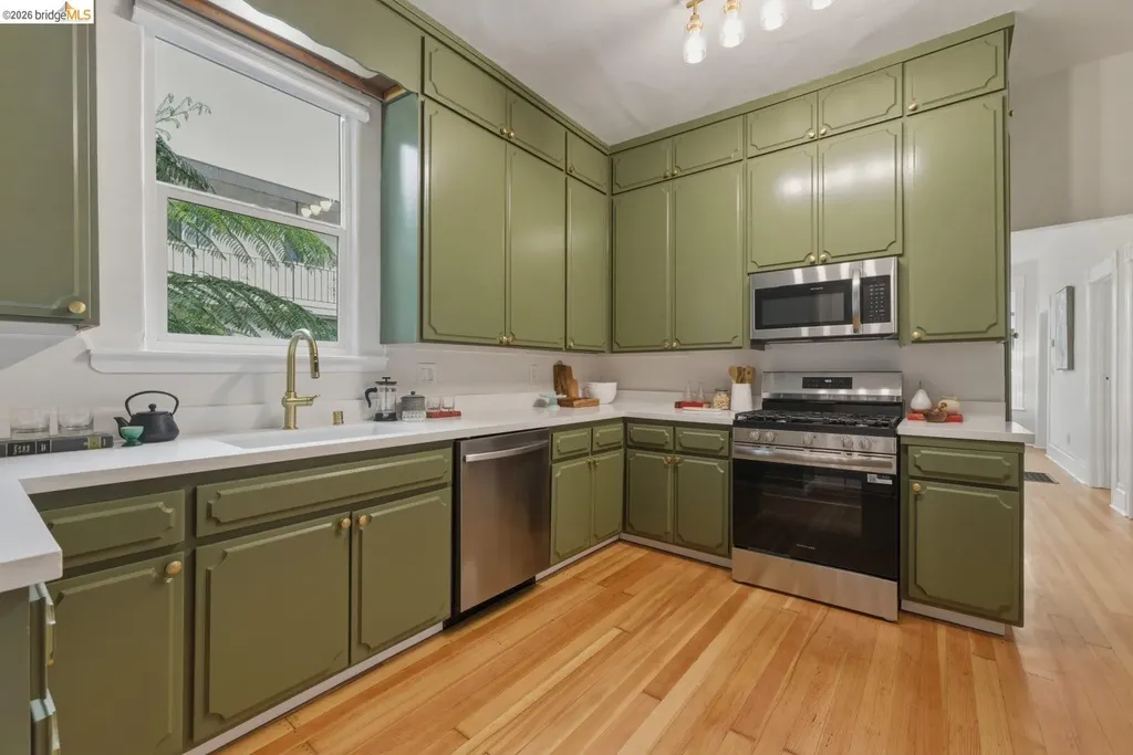 1324 Burnett Street Berkeley CA 94702