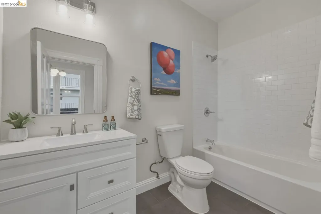 1324 Burnett Street Berkeley CA 94702