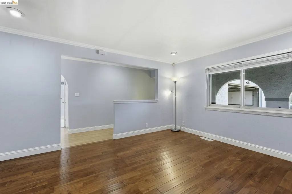 3305 Fir Avenue Alameda CA 94502