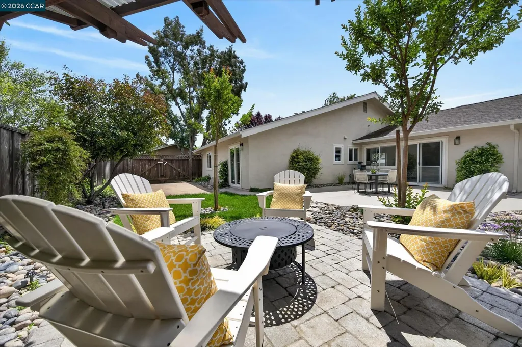 1113 Delta Way Danville CA 94526