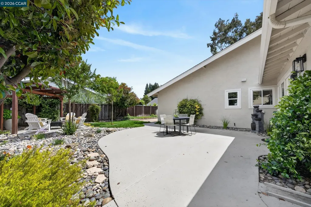 1113 Delta Way Danville CA 94526