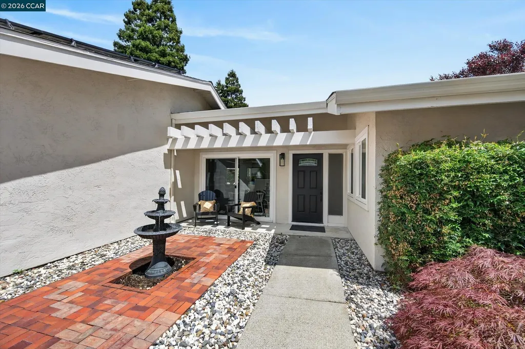 1113 Delta Way Danville CA 94526