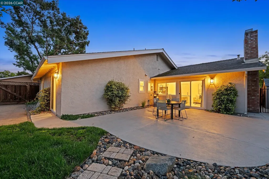 1113 Delta Way Danville CA 94526