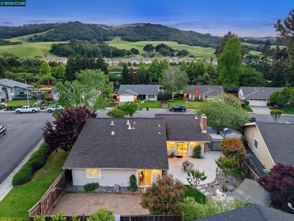 1113 Delta Way Danville CA 94526