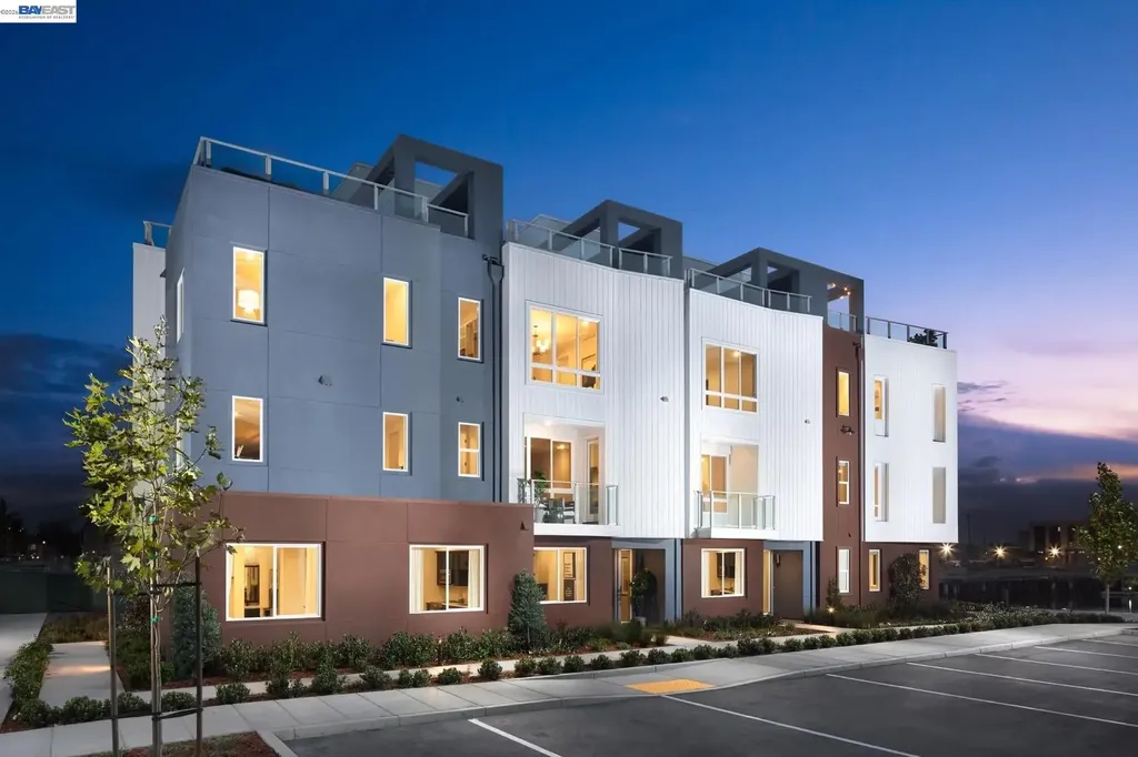 2072 Barnes Wharf Lane Alameda CA 94501