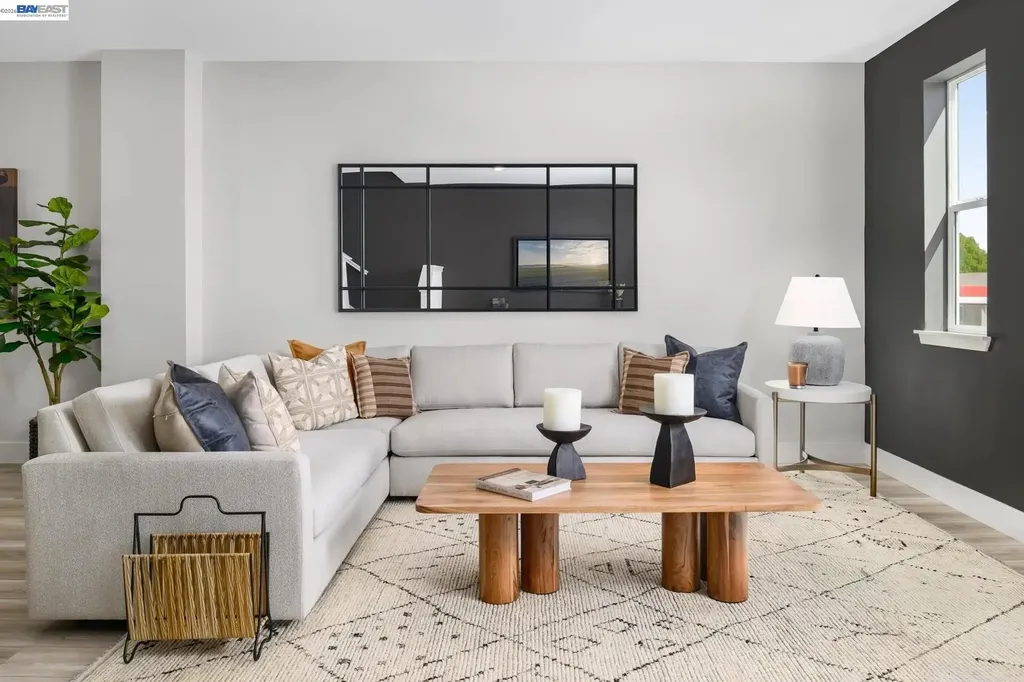 2072 Barnes Wharf Lane Alameda CA 94501