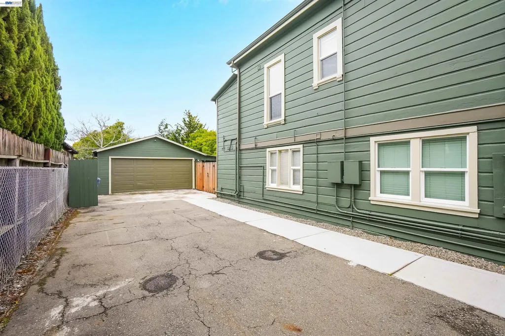1540 C Street Hayward CA 94541
