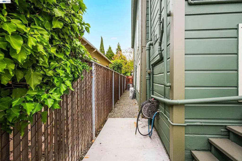 1540 C Street Hayward CA 94541