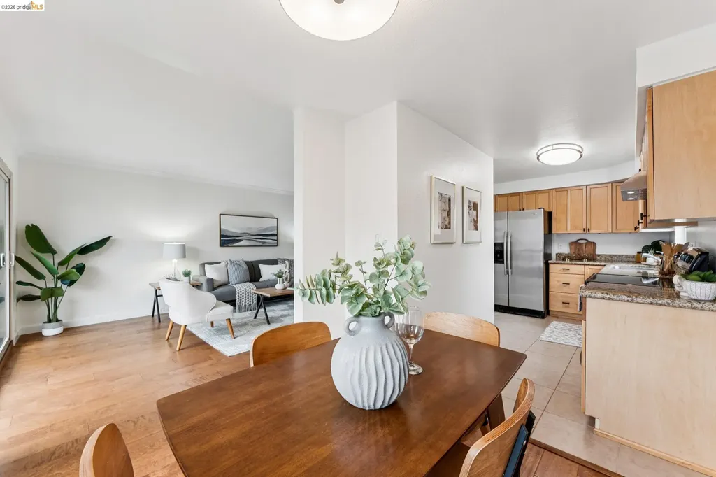 77 Fairmount Avenue Oakland CA 94611