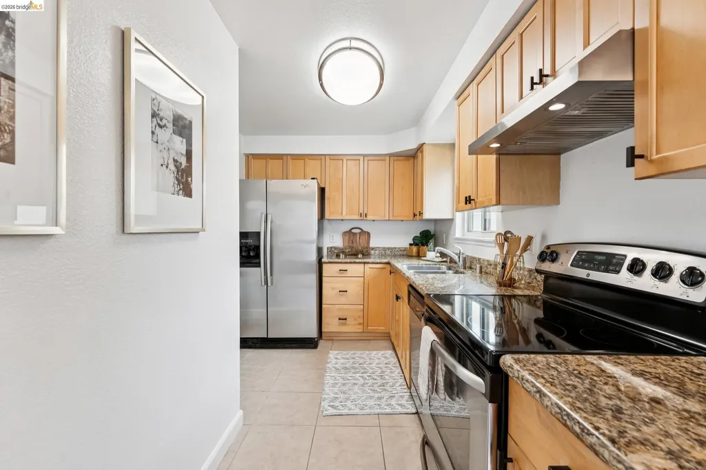 77 Fairmount Avenue Oakland CA 94611