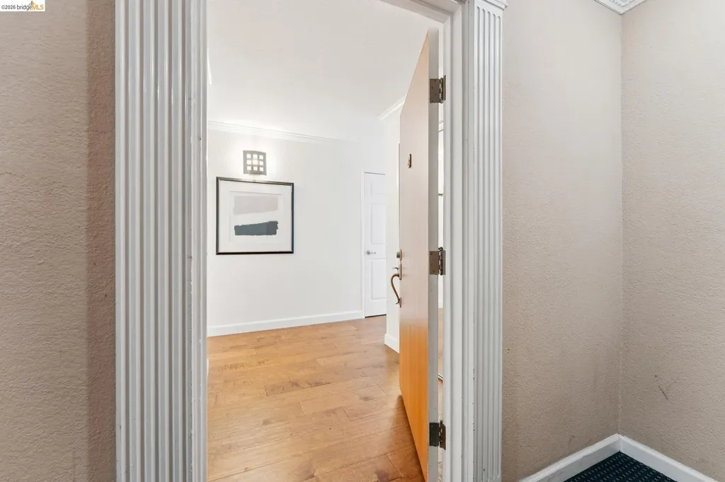77 Fairmount Avenue Oakland CA 94611