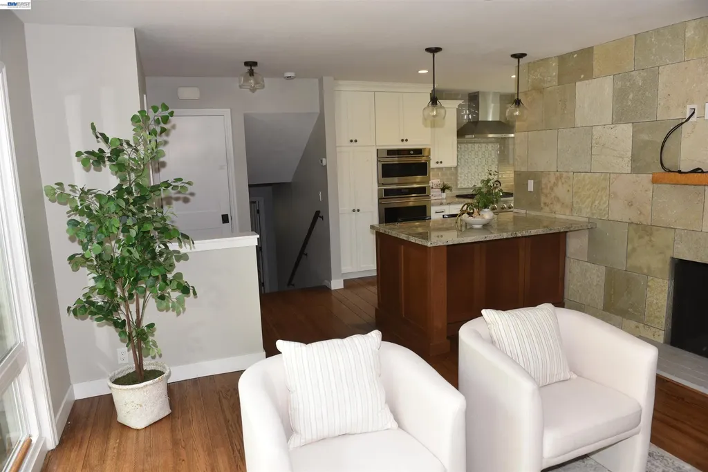 3488 Brookdale Boulevard Castro Valley CA 94546