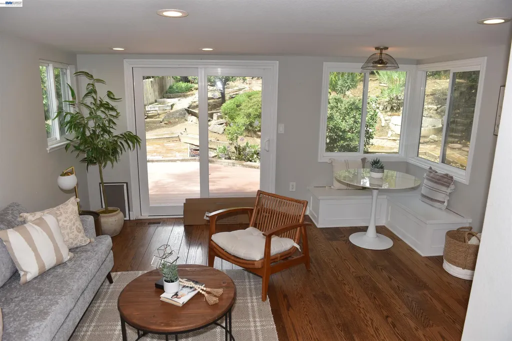 3488 Brookdale Boulevard Castro Valley CA 94546