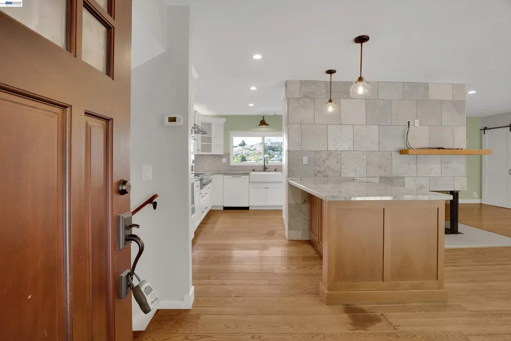 3488 Brookdale Boulevard Castro Valley CA 94546