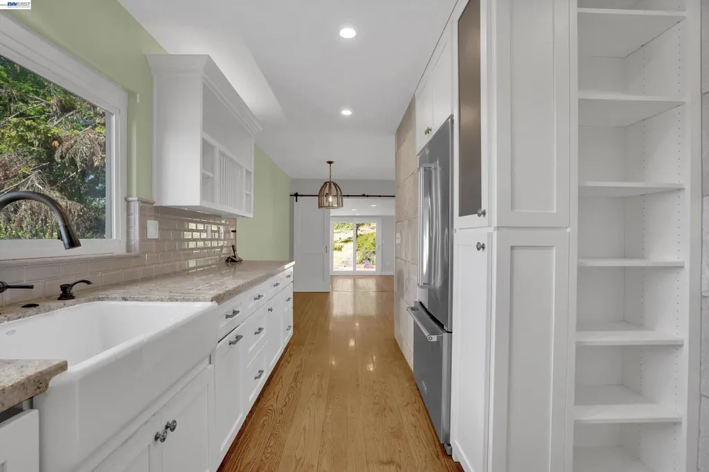 3488 Brookdale Boulevard Castro Valley CA 94546
