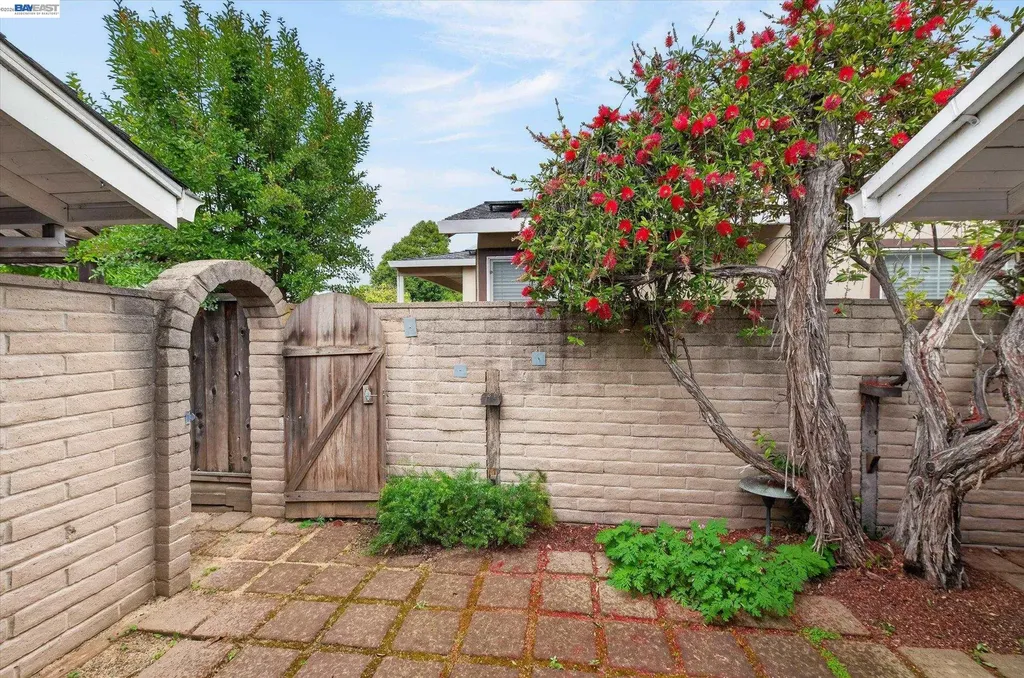 4247 School Street Pleasanton CA 94566