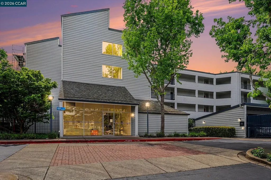 1207 Melville Square Richmond CA 94804
