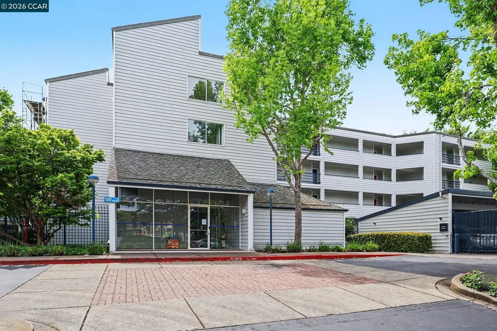 1207 Melville Square Richmond CA 94804