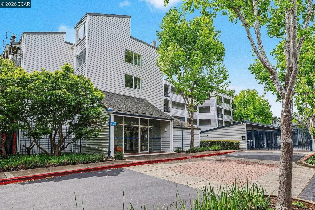 1207 Melville Square Richmond CA 94804