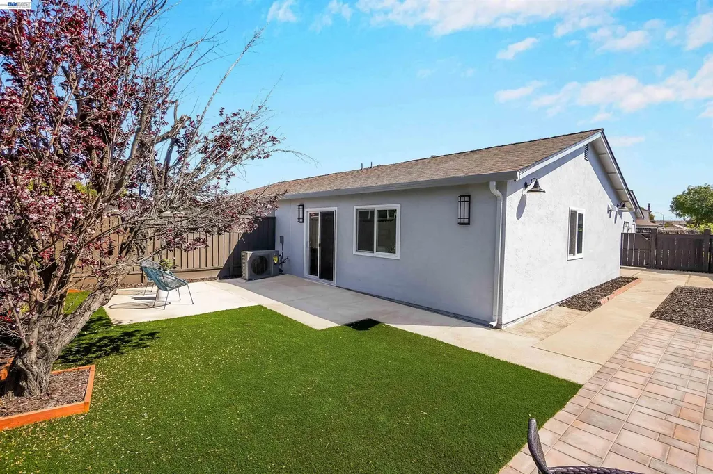 31265 Lily Street Union City CA 94587