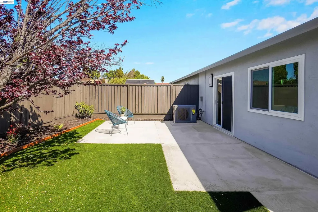 31265 Lily Street Union City CA 94587