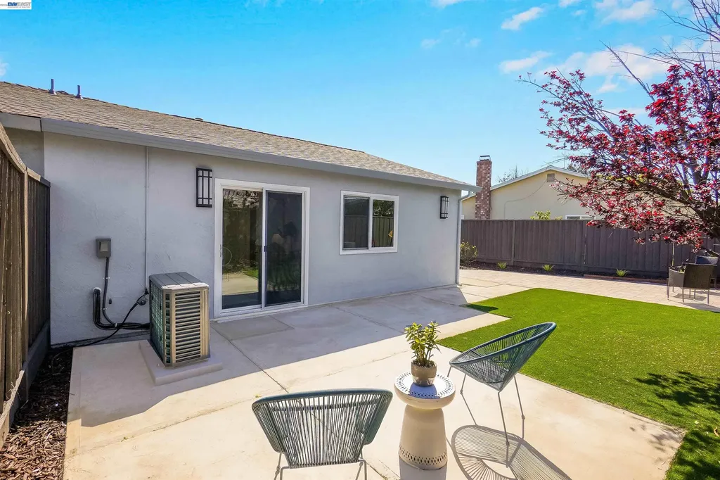 31265 Lily Street Union City CA 94587