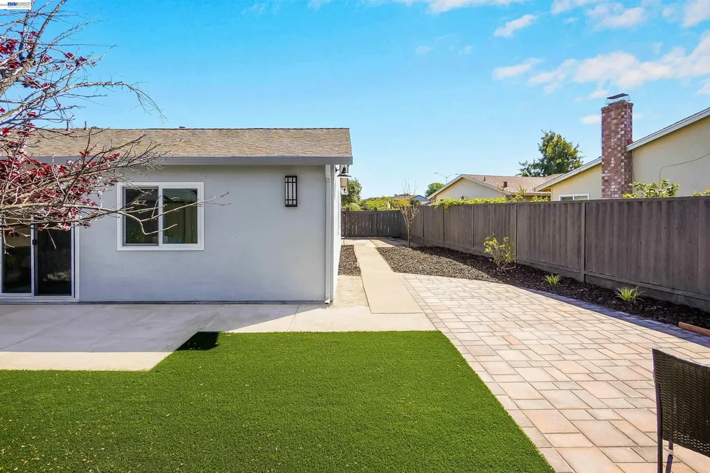 31265 Lily Street Union City CA 94587