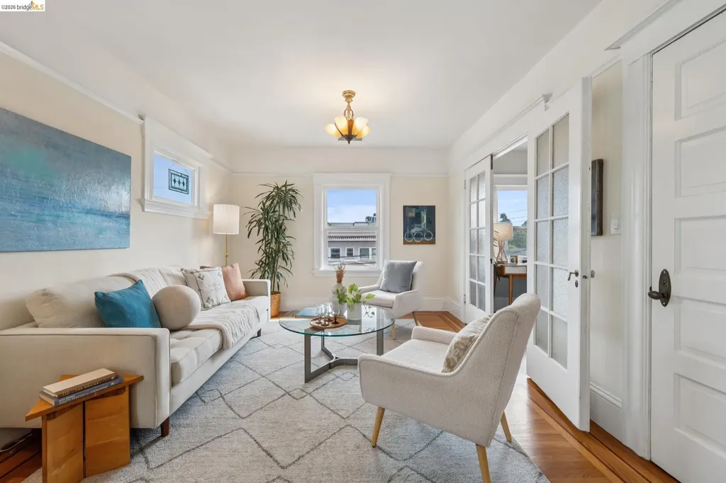 532 42nd Street Oakland CA 94609