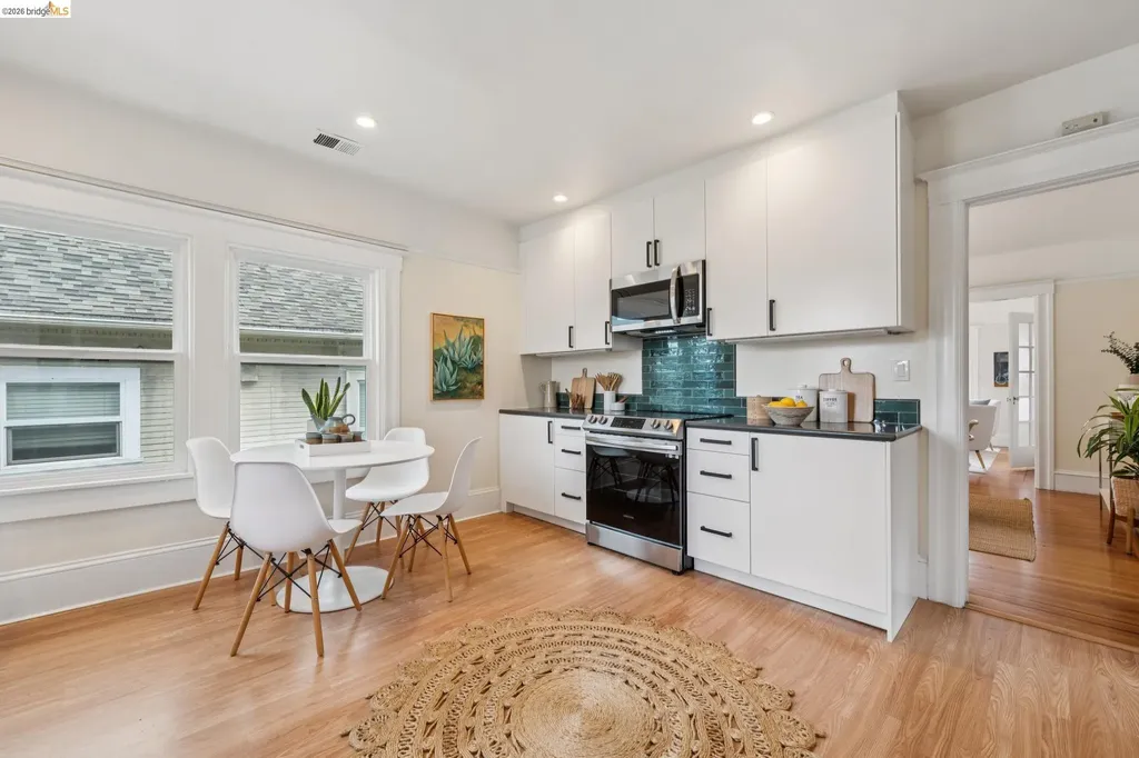 532 42nd Street Oakland CA 94609
